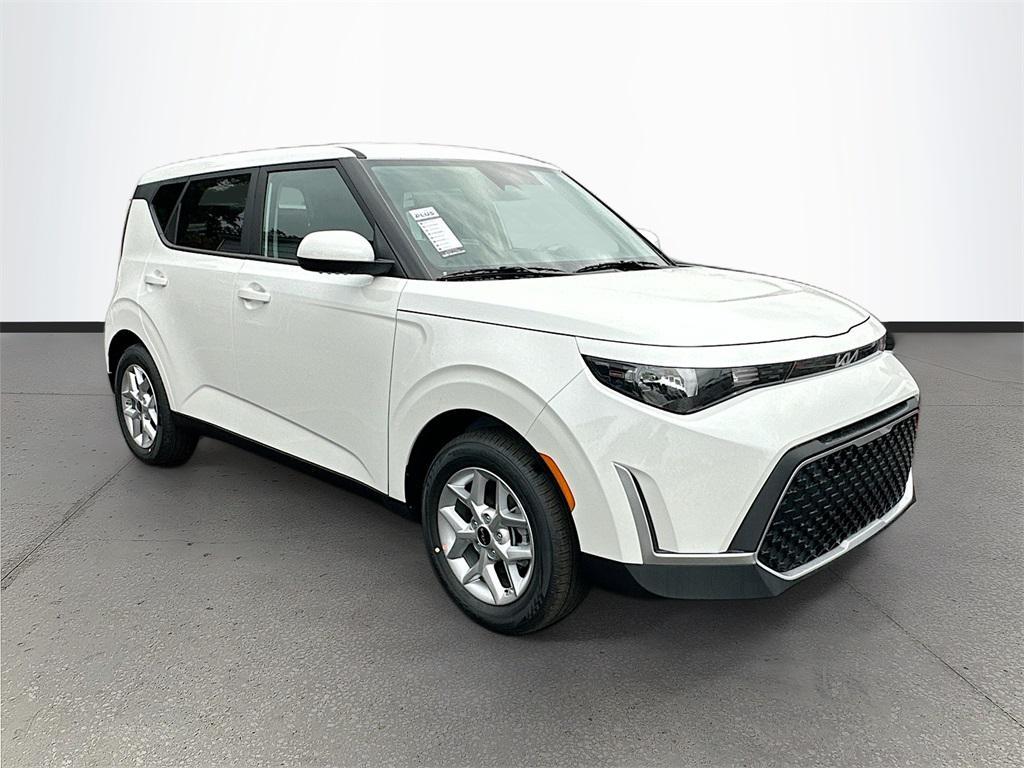 new 2025 Kia Soul car, priced at $21,322