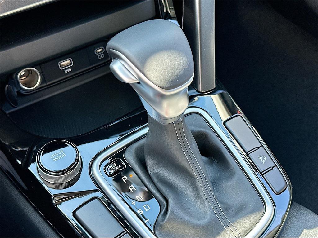 new 2026 Kia Seltos car, priced at $25,134