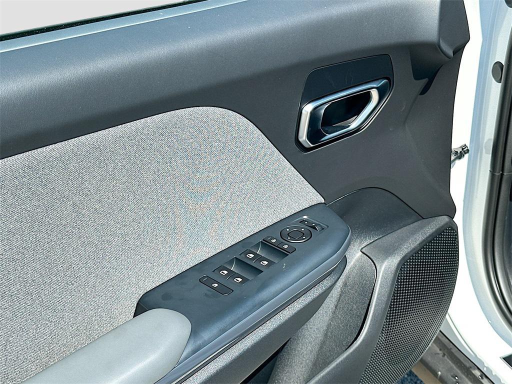 new 2025 Kia K4 car, priced at $22,559