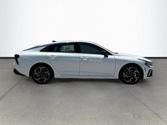 new 2025 Kia K5 car, priced at $29,432