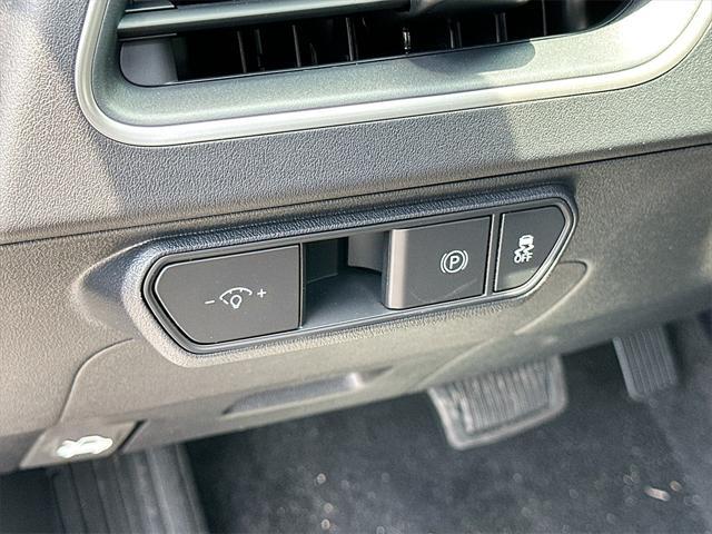 new 2025 Kia K4 car, priced at $22,007