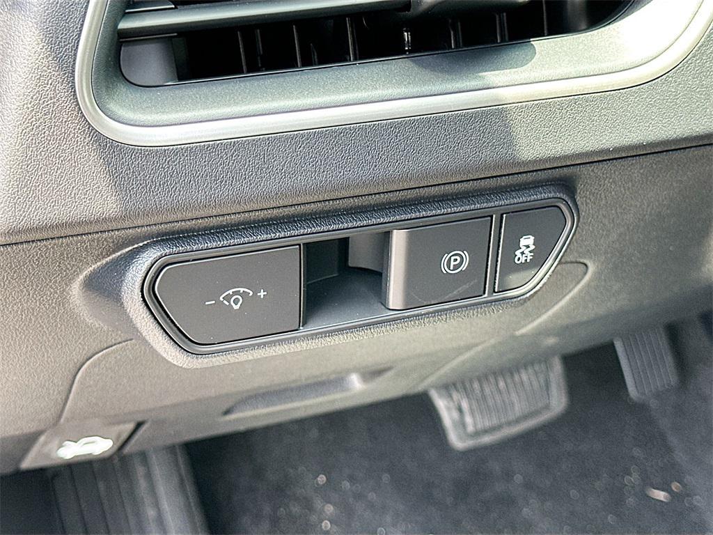 new 2025 Kia K4 car, priced at $22,007