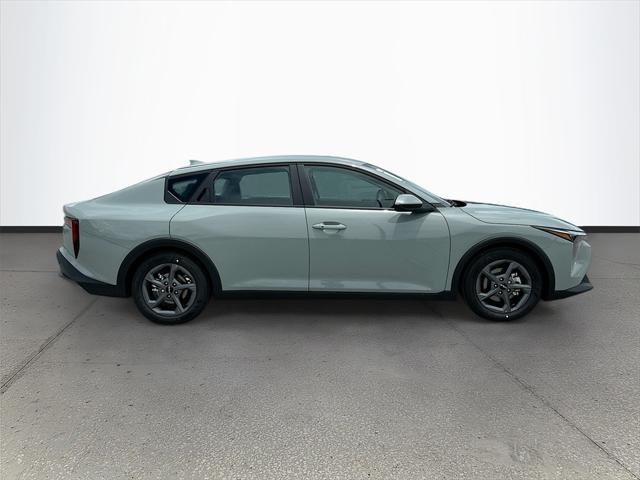new 2025 Kia K4 car, priced at $22,438