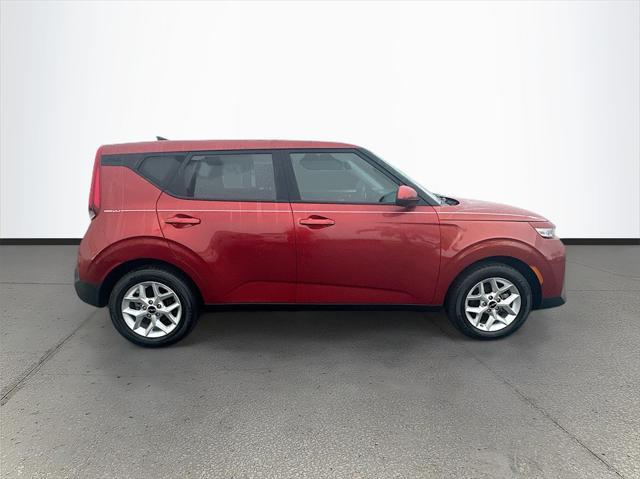 used 2022 Kia Soul car, priced at $15,991