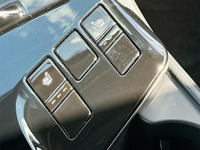new 2025 Kia Sportage Hybrid car, priced at $28,984
