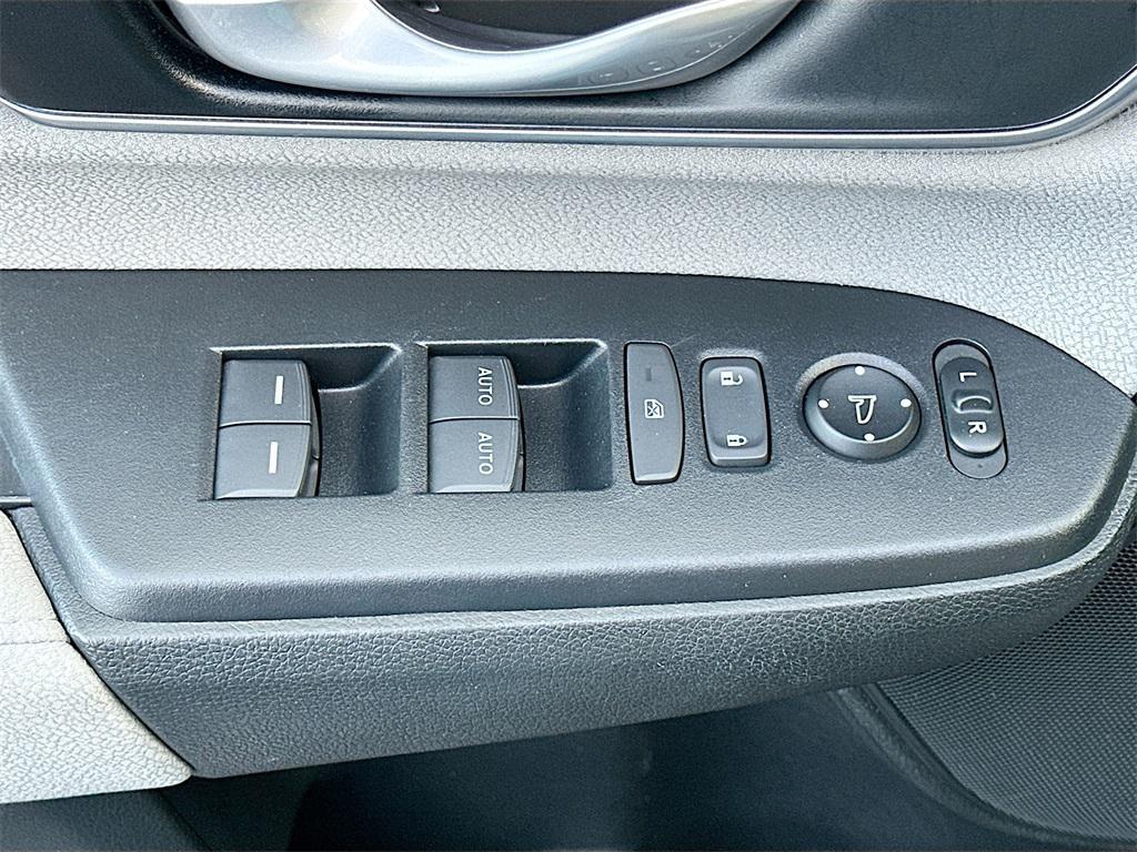 used 2021 Honda CR-V car, priced at $18,551