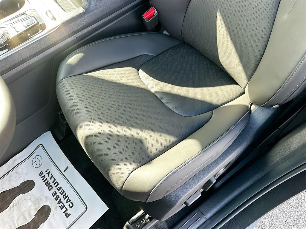 new 2026 Kia Carnival Hybrid car, priced at $48,936