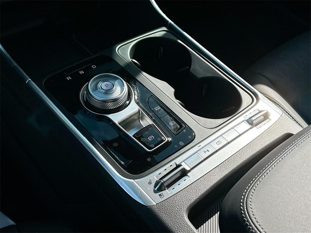 new 2026 Kia Carnival Hybrid car, priced at $48,936