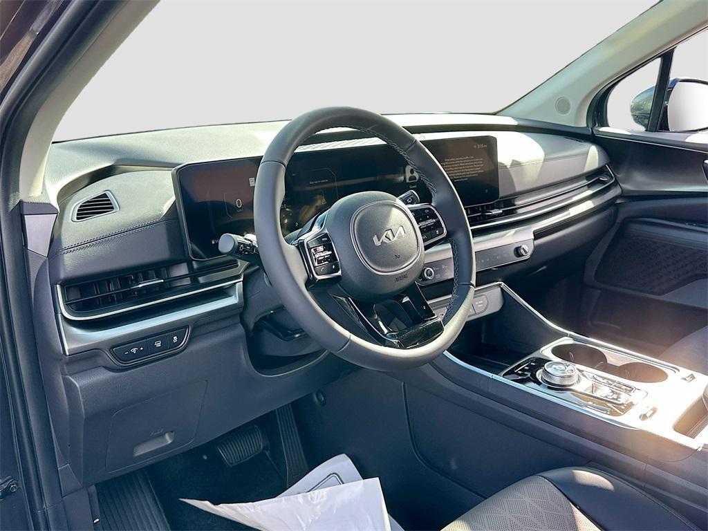 new 2026 Kia Carnival Hybrid car, priced at $48,936