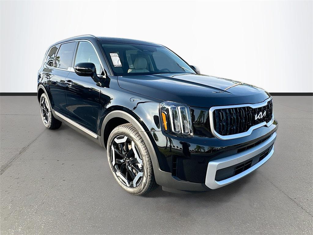 new 2025 Kia Telluride car, priced at $40,036