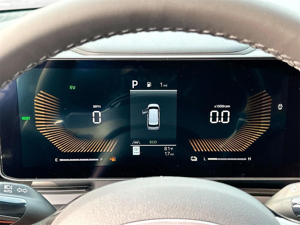 new 2025 Kia Carnival Hybrid car, priced at $42,053