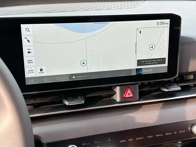 new 2025 Kia Carnival Hybrid car, priced at $42,094
