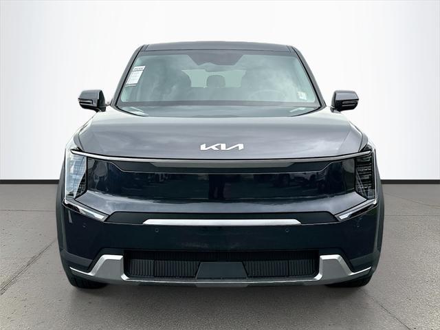 new 2026 Kia EV9 car, priced at $41,691