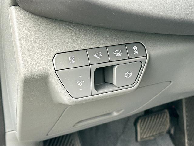 new 2026 Kia EV9 car, priced at $41,691