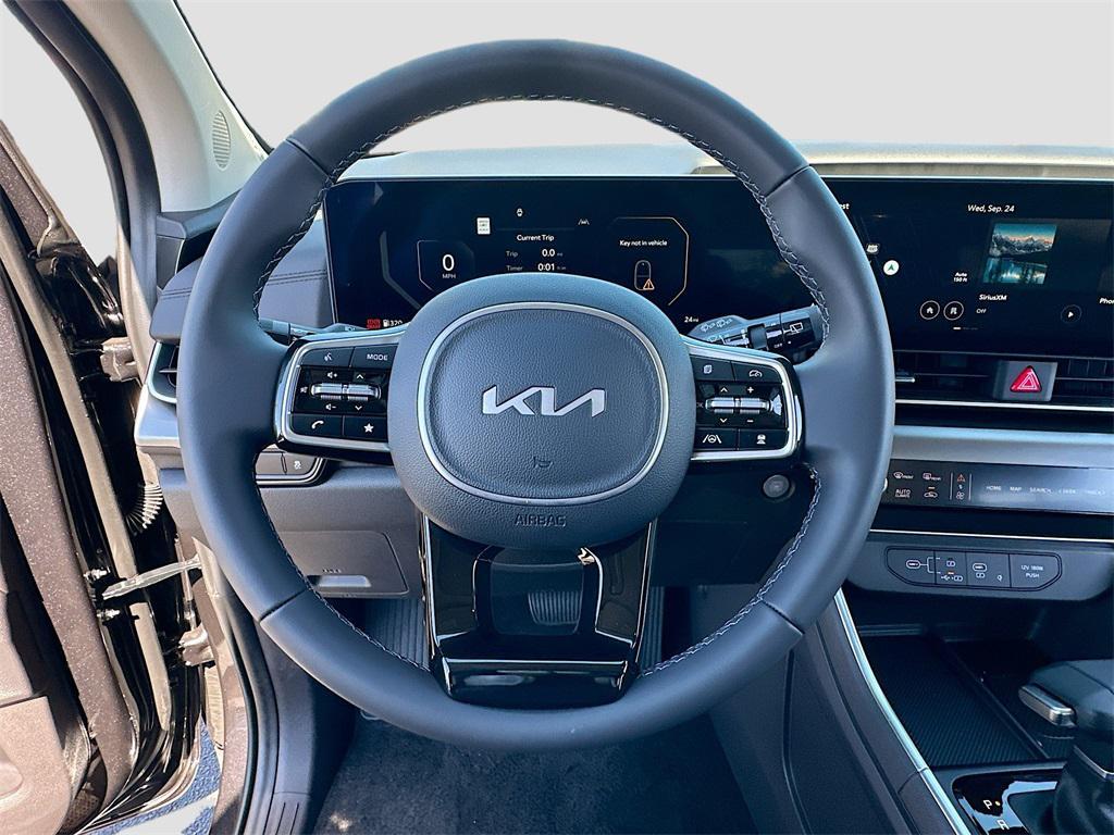 new 2026 Kia Carnival car, priced at $45,814