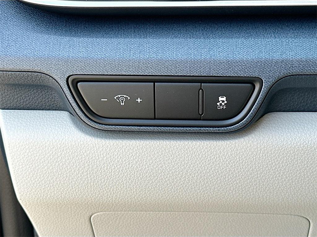 new 2026 Kia Carnival car, priced at $40,945