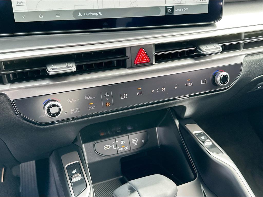 new 2026 Kia Sorento car, priced at $36,143