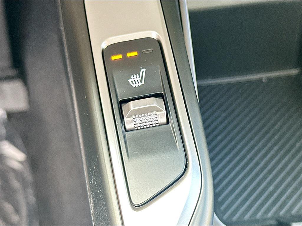 new 2026 Kia Sorento car, priced at $34,251