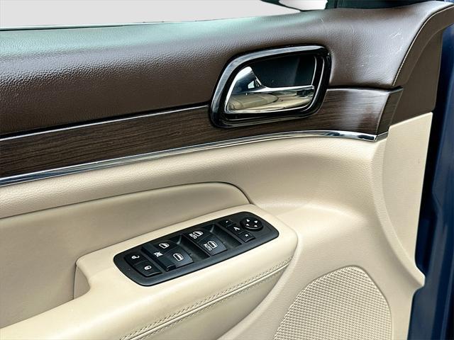 used 2021 Jeep Grand Cherokee car, priced at $27,991