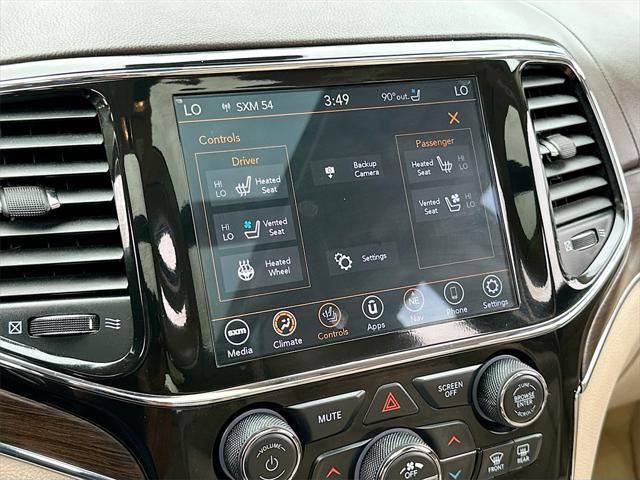 used 2021 Jeep Grand Cherokee car, priced at $27,991