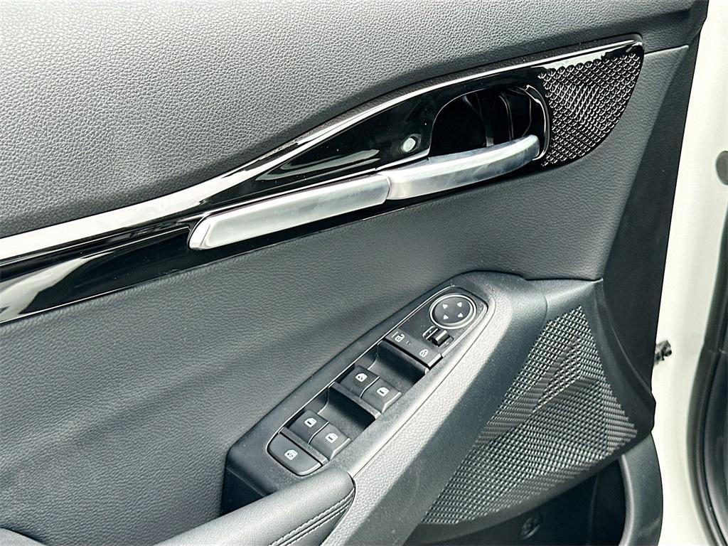 new 2025 Kia Seltos car, priced at $24,794