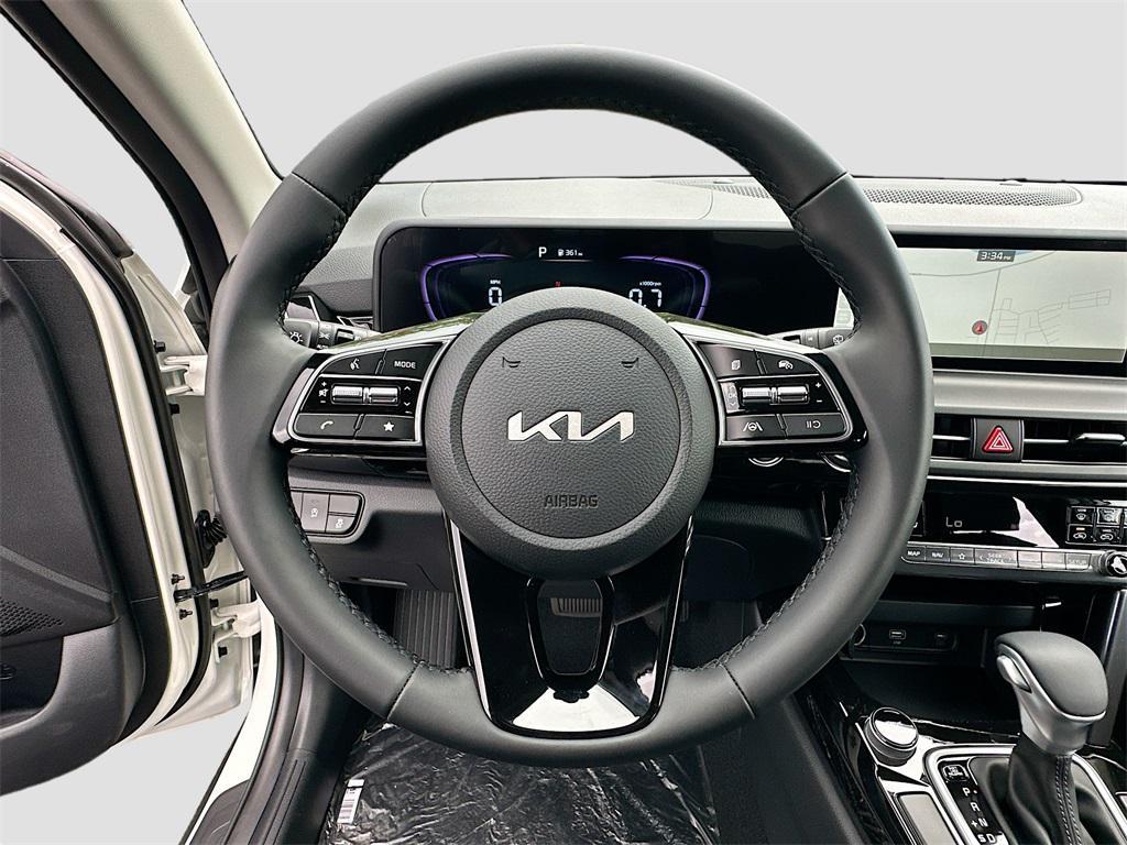new 2025 Kia Seltos car, priced at $24,794