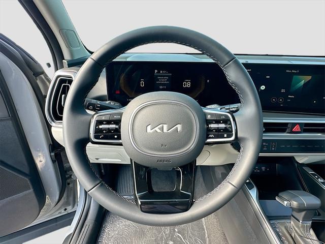 new 2025 Kia Sorento car, priced at $35,470