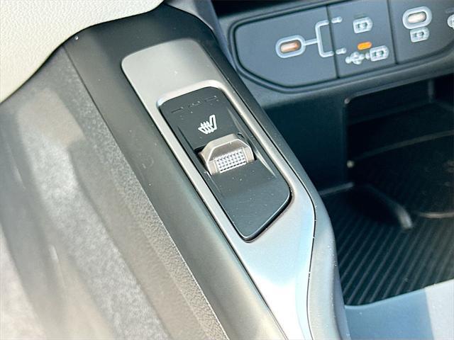 new 2025 Kia Sorento car, priced at $35,470