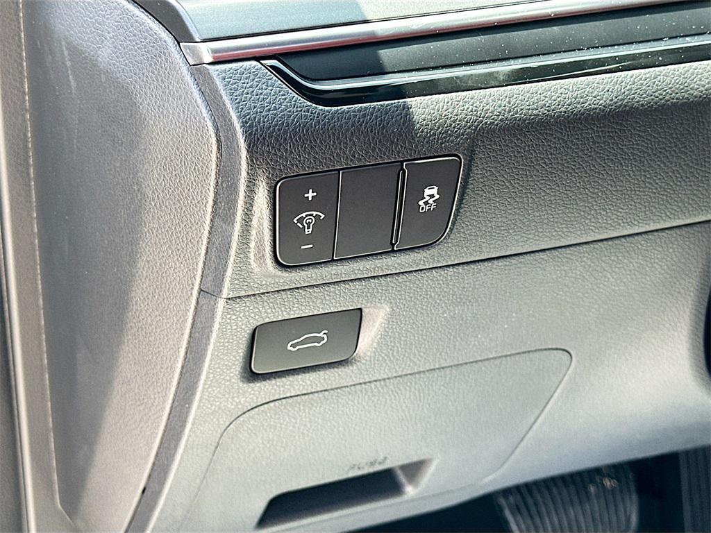 new 2025 Kia K5 car, priced at $28,967