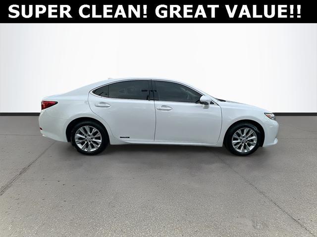 used 2015 Lexus ES 300h car, priced at $16,551