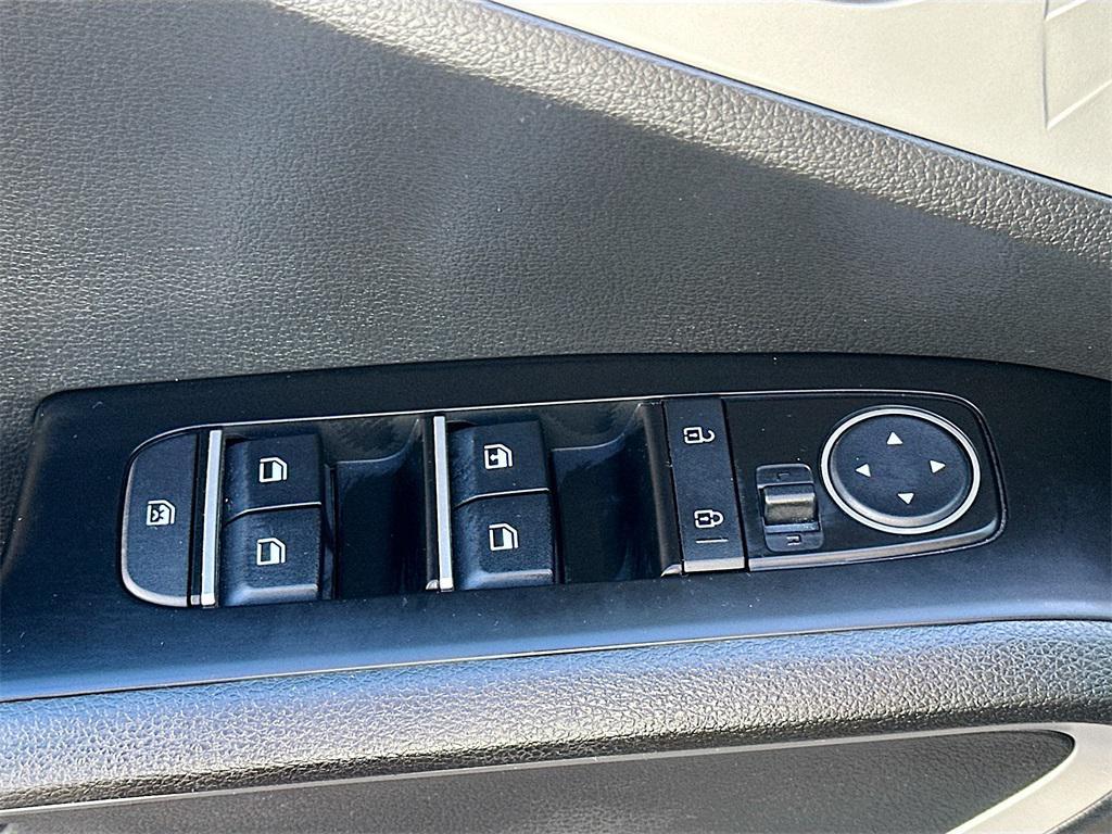 used 2023 Kia Soul car, priced at $16,991