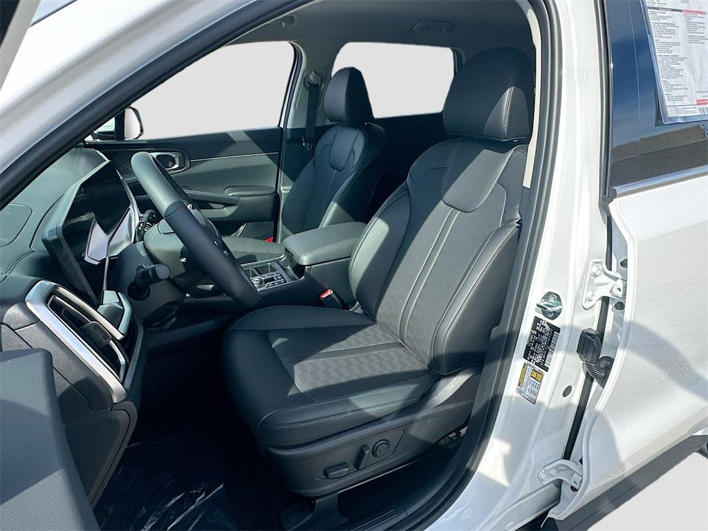 new 2026 Kia Sorento car, priced at $33,535