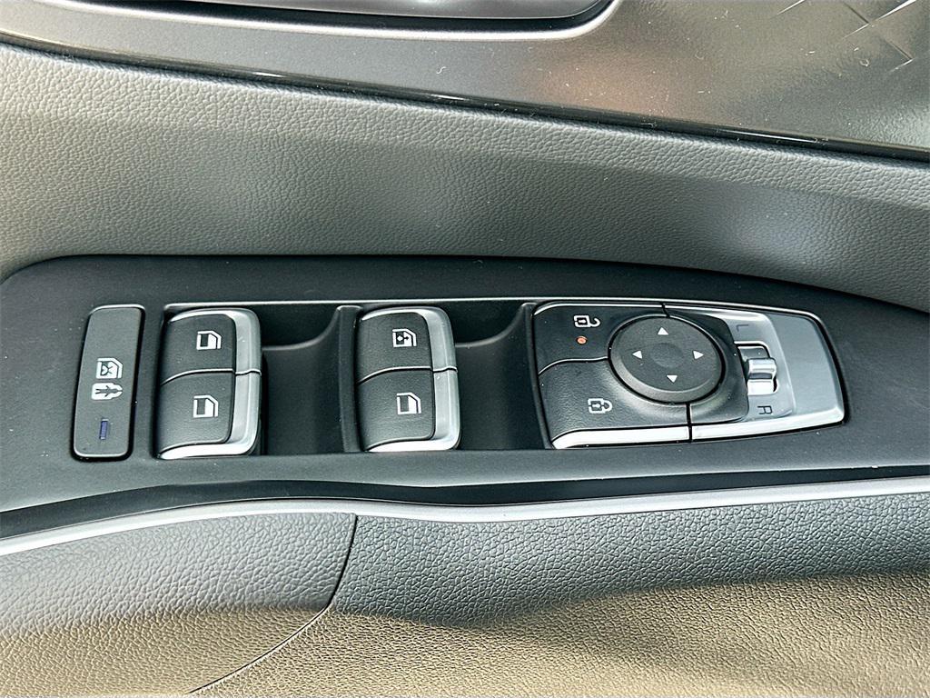 new 2026 Kia Sorento car, priced at $33,535