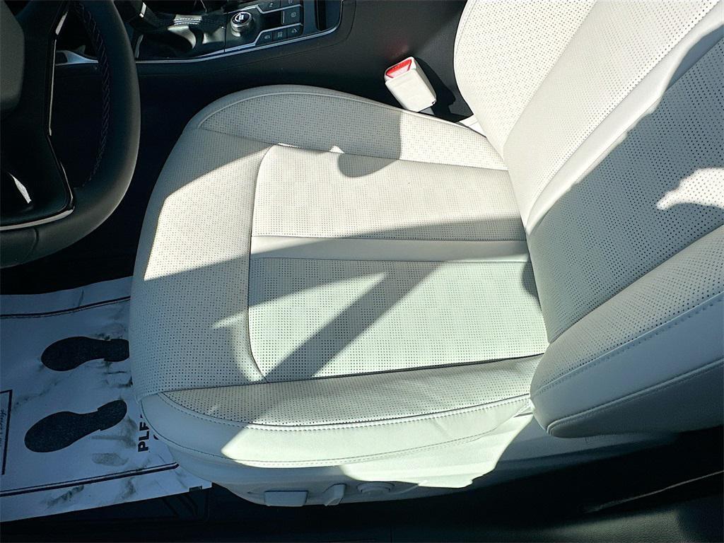 new 2026 Kia Sorento car, priced at $34,770