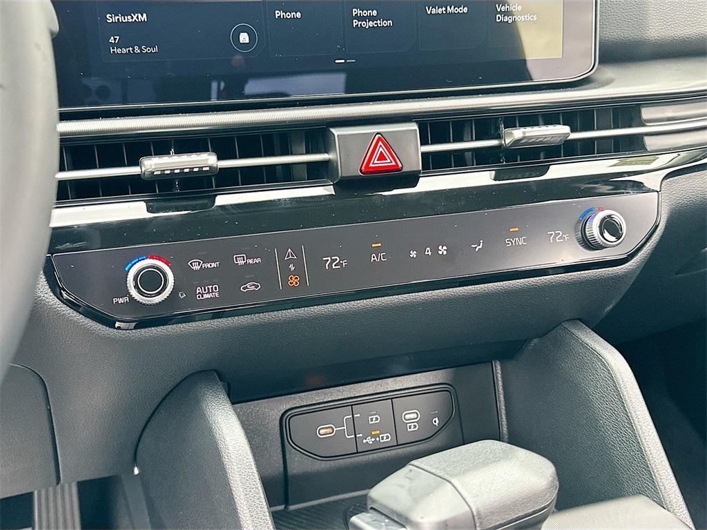 new 2026 Kia Sportage car, priced at $29,580