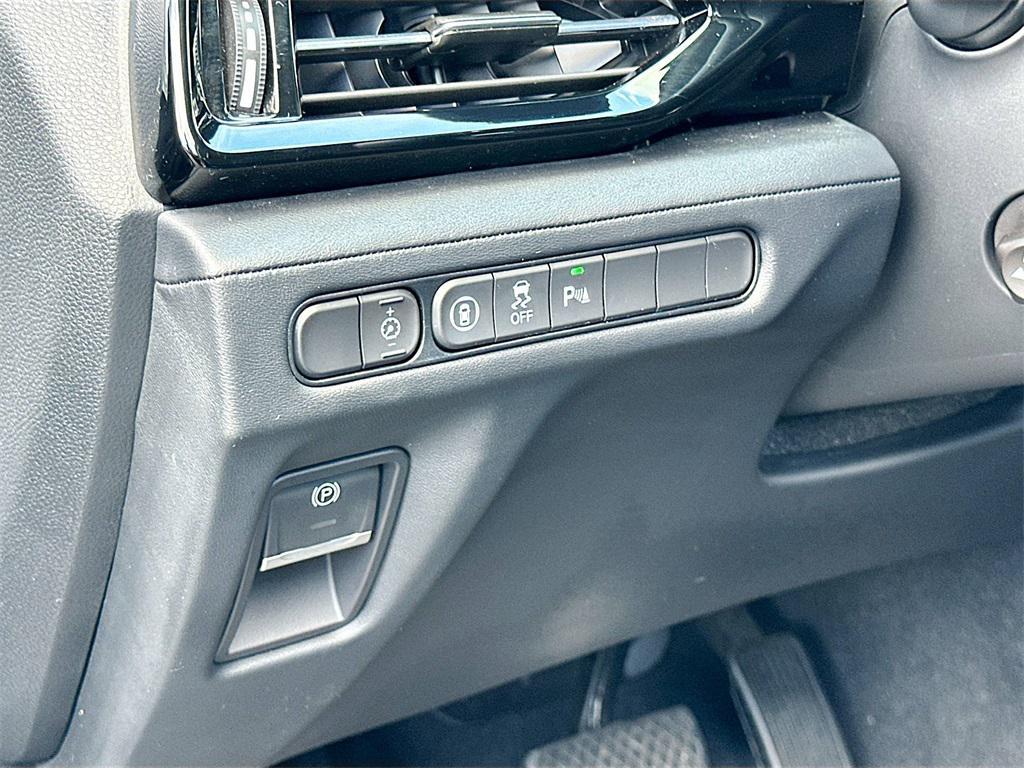 used 2024 Acura MDX car, priced at $42,991