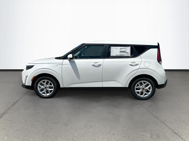new 2025 Kia Soul car, priced at $21,357