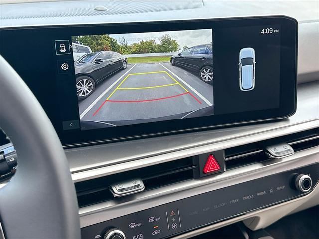 new 2025 Kia Sorento car, priced at $35,419