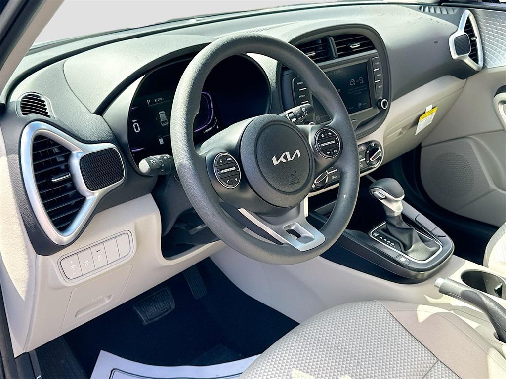 new 2025 Kia Soul car, priced at $20,629