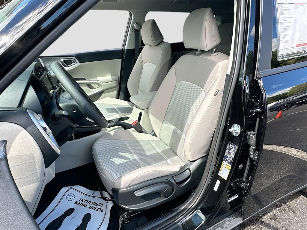 new 2025 Kia Soul car, priced at $20,629