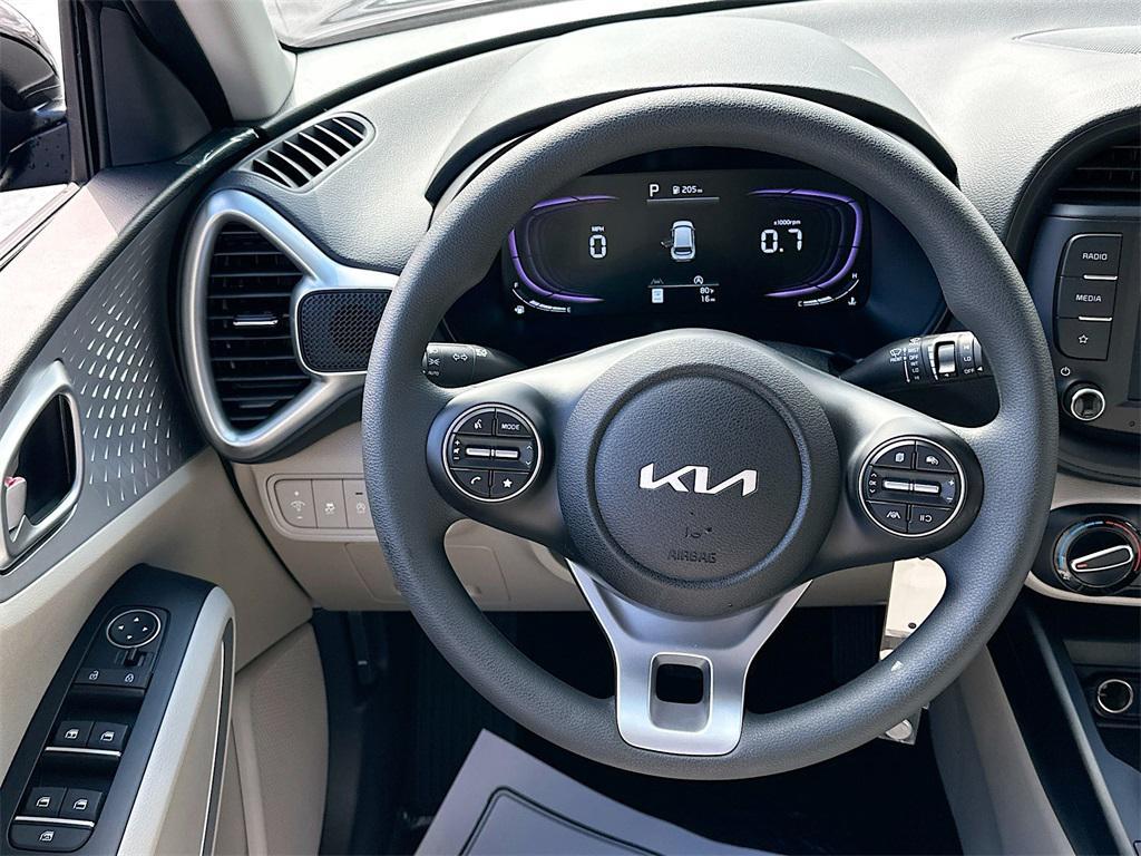 new 2025 Kia Soul car, priced at $20,629