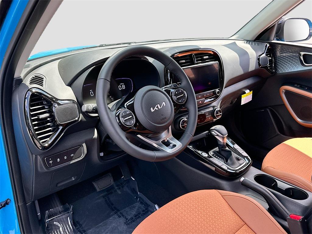 new 2025 Kia Soul car, priced at $24,639