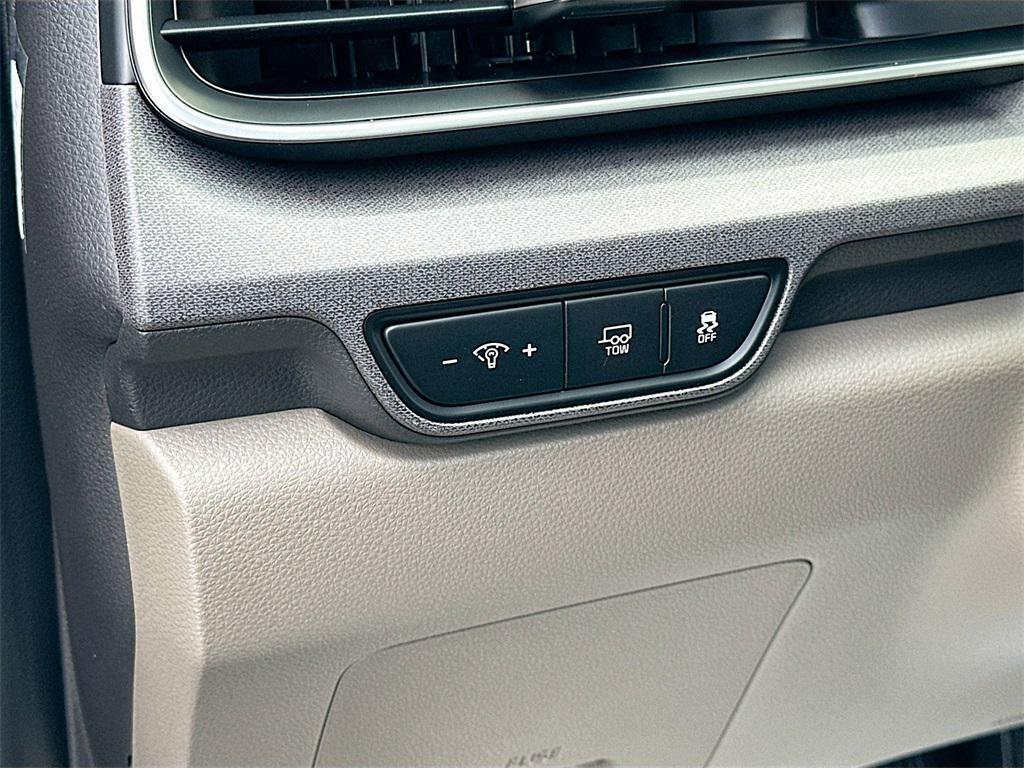 new 2026 Kia Carnival Hybrid car, priced at $43,213