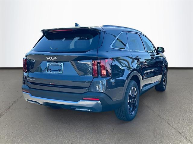 new 2025 Kia Sorento car, priced at $33,981