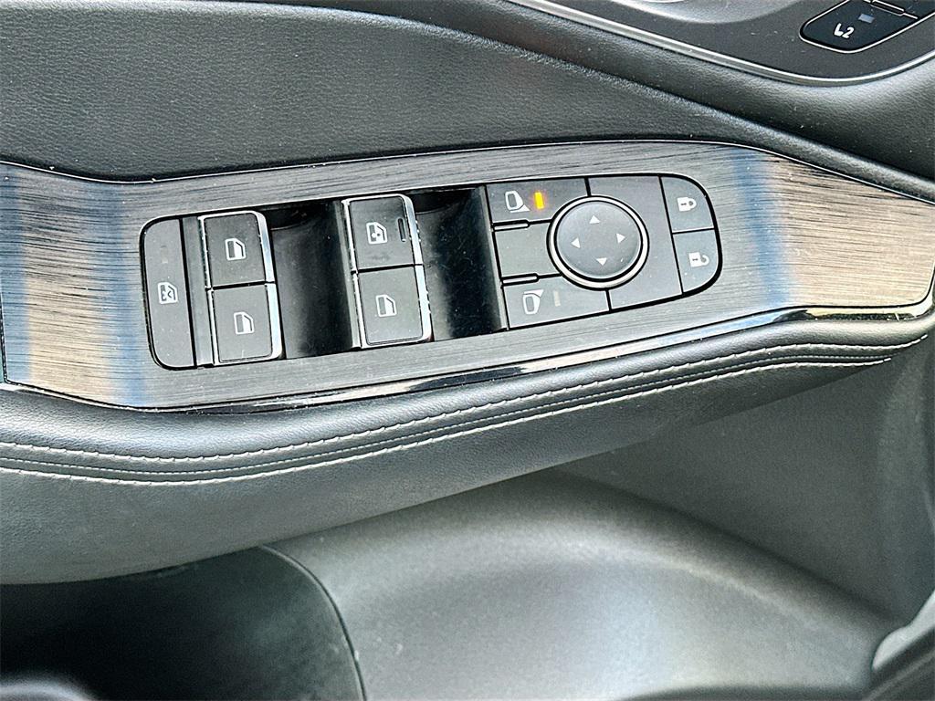 used 2021 Nissan Rogue car, priced at $22,551