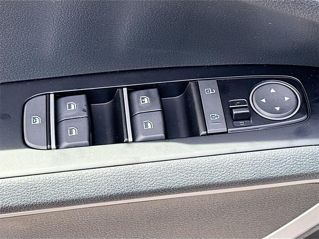 new 2025 Kia Soul car, priced at $23,097