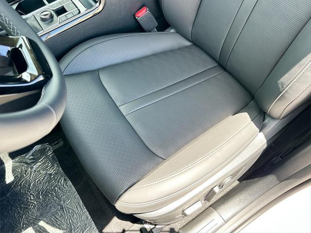 new 2025 Kia Sorento car, priced at $40,520