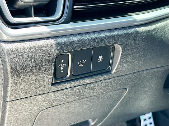 new 2025 Kia Sorento car, priced at $40,520