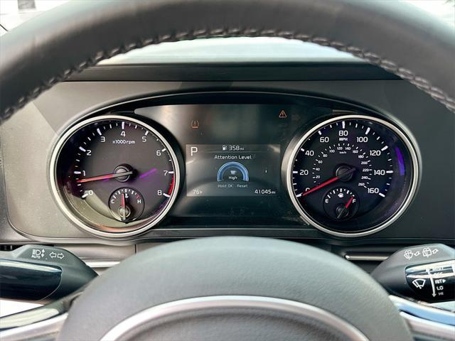 used 2022 Kia Carnival car, priced at $28,991