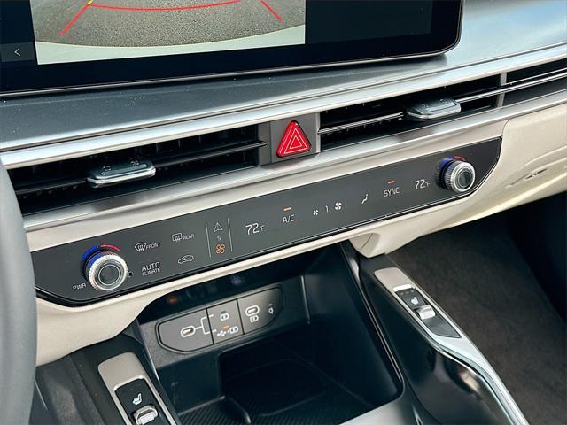 new 2025 Kia Sorento car, priced at $34,526